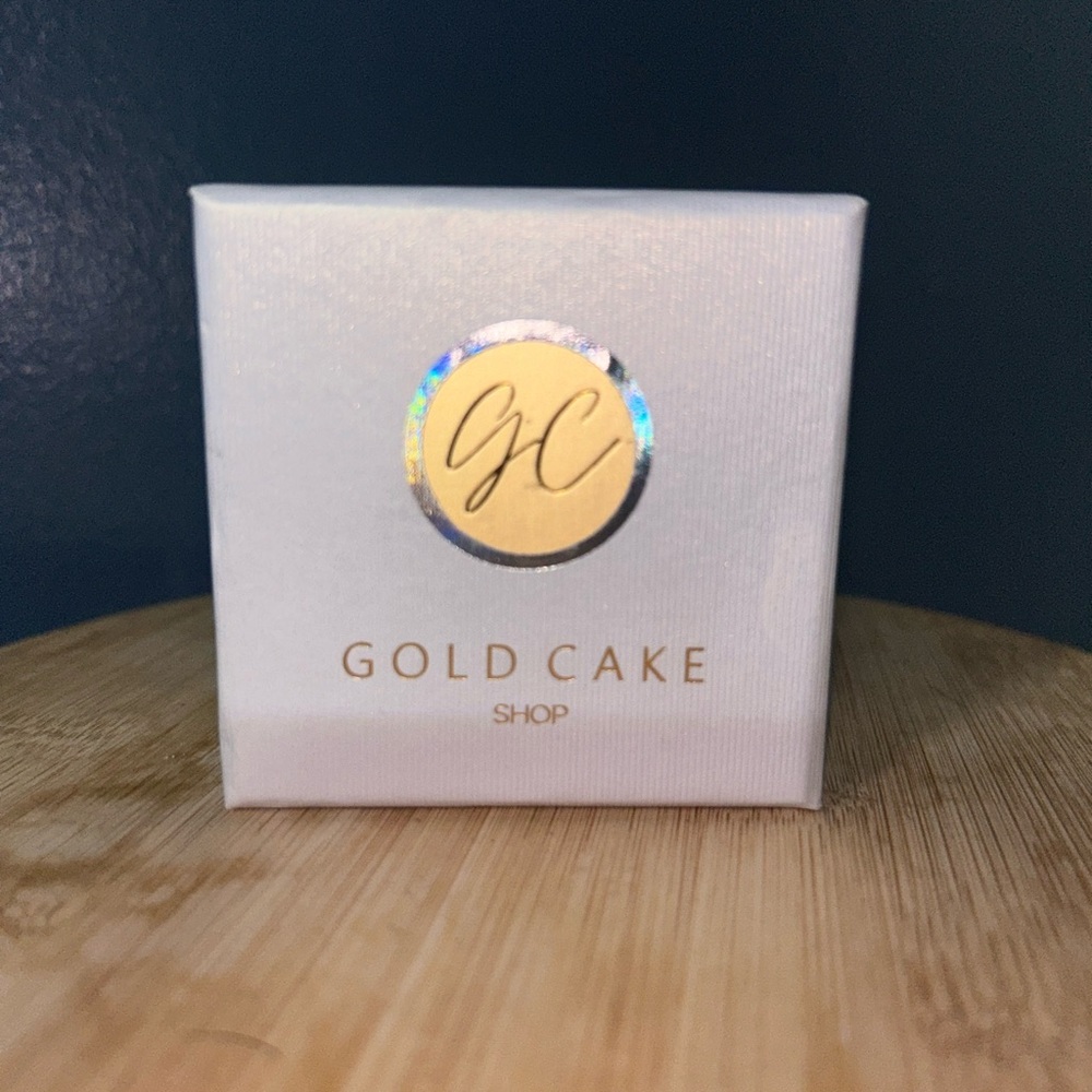 Gold Cake White Gift Box